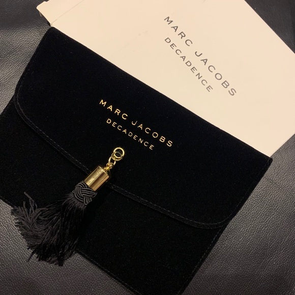 MARC JACOBS Deluxe Pouch - Picture 5 of 6